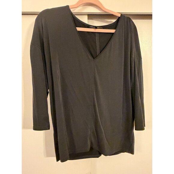 WHITE HOUSE BLACK MARKET WOMENS BLACK V-NECK 3/4 SLEEVE TOP SZ LARGE - Picture 1 of 3